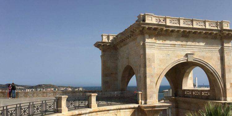 L’Amministrazione comunale illumina di rosso il Bastione per la Giornata Mondiale per il Cuore