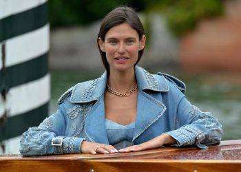 Bianca Balti: ‘Ho un cancro alle ovaie, ma lo sconfiggerò’