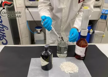 Bloccato alla stazione di Cagliari con 25mila euro di ketamina