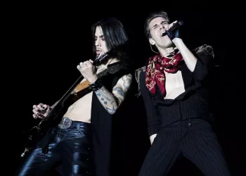 Jane’s Addiction annullano tour dopo rissa tra Farrell e Navarro