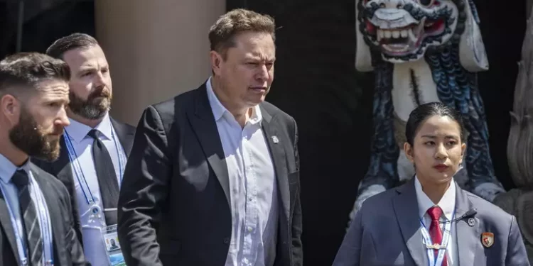 ‘Musk diventerà il primo trilionario al mondo nel 2027’