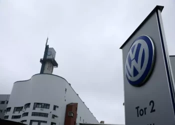 Ordini a industria tedesca +2,9% in luglio, oltre le stime