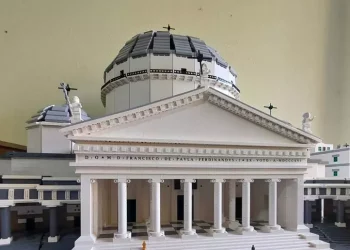 Piazza del Plebiscito rivive in 85mila mattoncini Lego