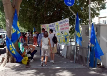 Sit in infermieri a Sassari, ‘stipendi da fame e umiliazioni’