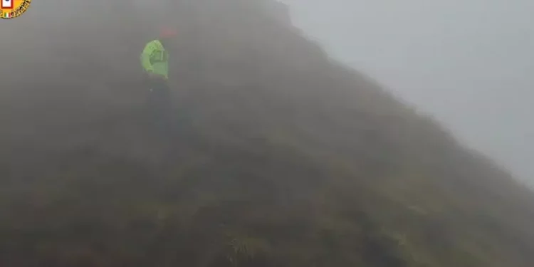 Trovato l’aereo disperso in Appennino, morti i 3 a bordo