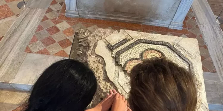 Un’app per aiutare i non vedenti a ‘visualizzare’ le opere d’arte