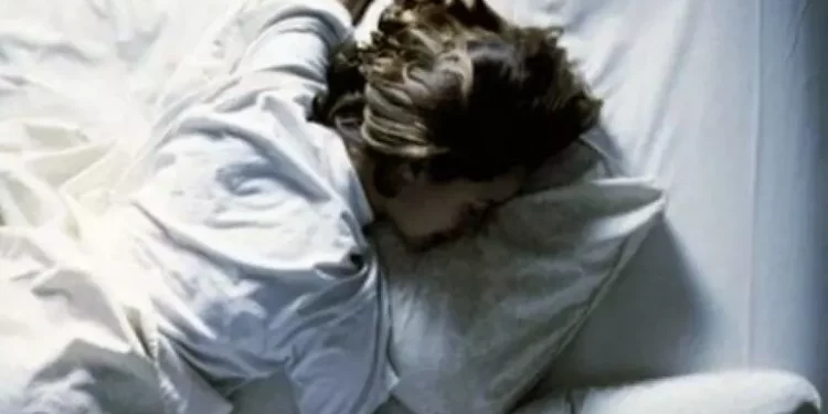 Dormire fino a tardi nel week end potrebbe ridurre rischio cuore