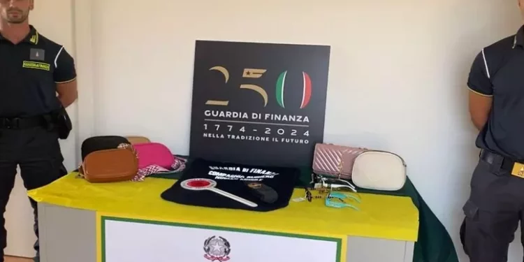 La Finanza smantella una boutique del falso lusso ad Alghero