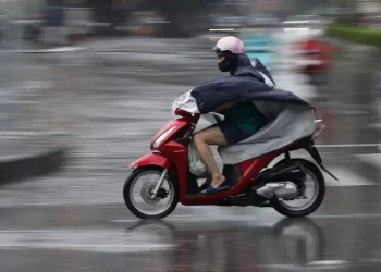 Maltempo: temporali e venti di burrasca, 13 regioni in giallo