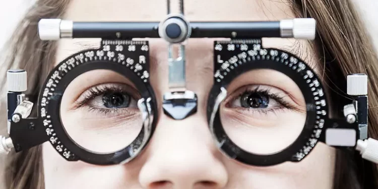 La miopia dilaga tra bambini e adolescenti, colpito oltre 1 su 3