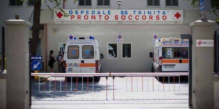 Cagliari, minaccia gli infermieri perché stanco di aspettare in Pronto soccorso: le parole della Fials