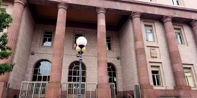 Vogliono vivere col padre, audizione negata a due fratelli