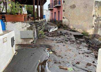 Colate di fango e detriti a Ginostra