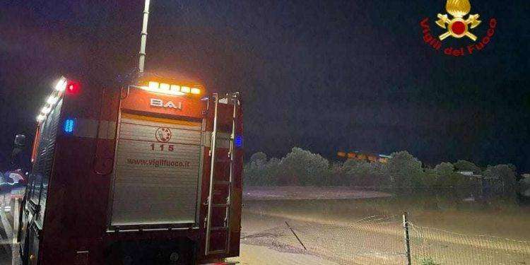 Alluvione in Sardegna, pastori sui tetti degli ovili: un disperso a Nuxis