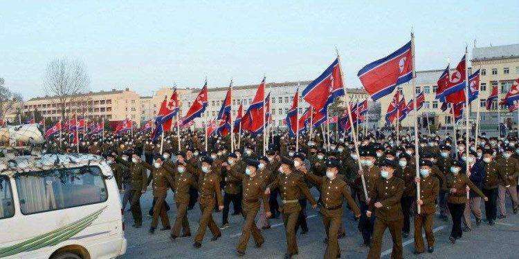 Mobilitazione di massa in Corea del Nord in vista di una possibile escalation militare con la Corea del Sud