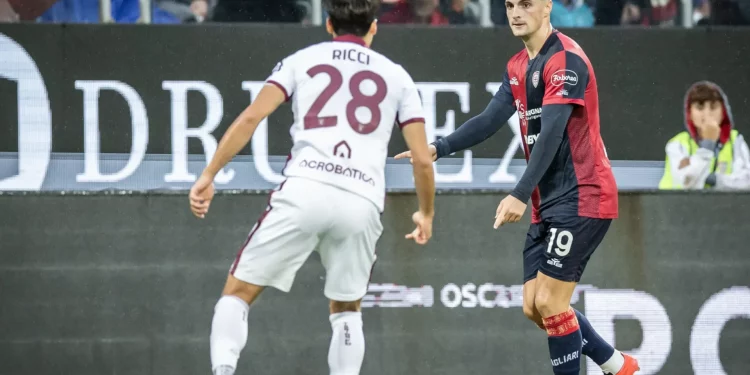 Calcio, il Cagliari vince in casa contro il Torino