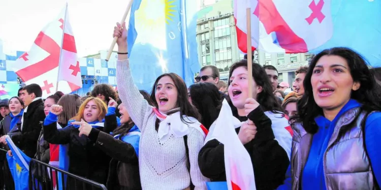 In Georgia monta la tensione politica: l’Occidente vuole il colpo di stato