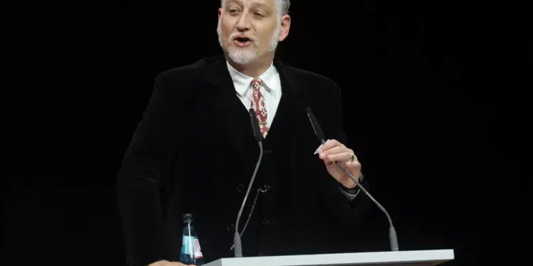 Il ministro della Cultura Giuli in Procura a Roma