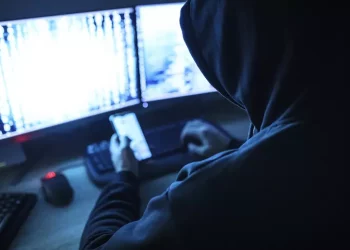 Le cyber-spie avevano incontri con i servizi segreti israeliani