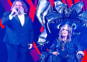 Ozzy Osbourne: il tributo alla Hall of Fame con Billy Idol, Maynard Keenan, Zakk Wylde e altri
