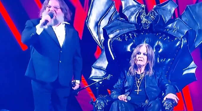 Ozzy Osbourne: il tributo alla Hall of Fame con Billy Idol, Maynard Keenan, Zakk Wylde e altri