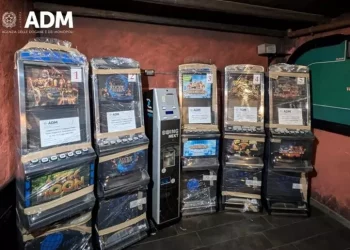 Sigilli a sei slot machine, multe per 66mila euro
