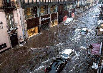 Forti piogge su Catania, strade allagate e danni