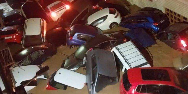 Allarme rosso per il maltempo in Spagna: diverse persone disperse