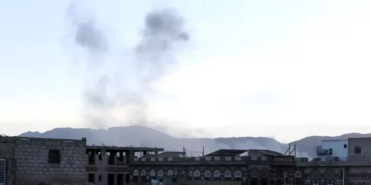 Attacco Usa contro gli Houthi nello Yemen, i gendarmi del mondo usano bombardieri B-2