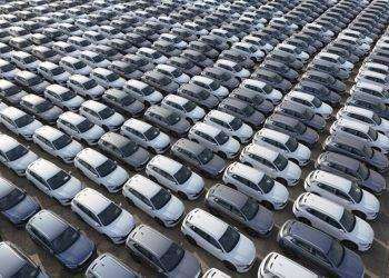 Trento, noleggia mille auto e le rivende: 47enne ricercato in tutta Europa