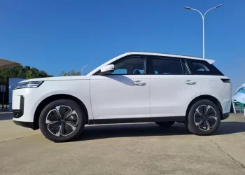 Polizze Rc auto in aumento nell’Isola del 7,2%