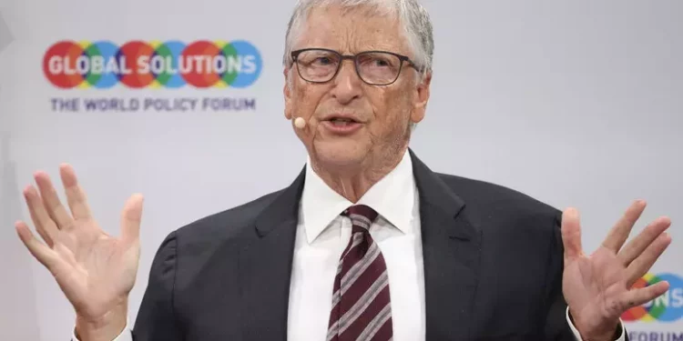 Bill Gates ha donato 50 milioni a sostegno di Harris