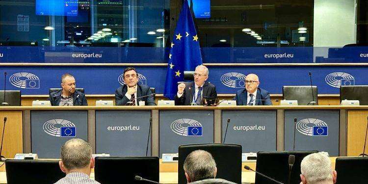 La Sardegna in Ue, oltre trenta amministratori ricevuti a Bruxelles da Falcone (FI-PPE)