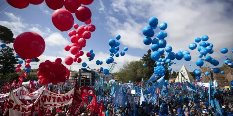 Pa: Cgil e Uil, da contratti a sanità, il 19 ottobre in piazza
