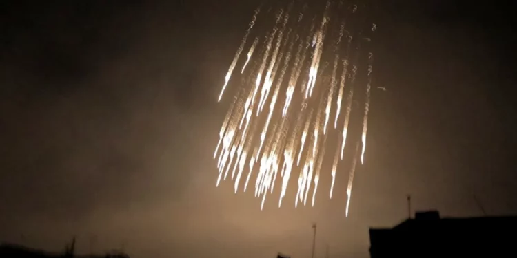 Fosforo bianco contro l’Unifil? Un rapporto accusa il regime sanguinario israeliano