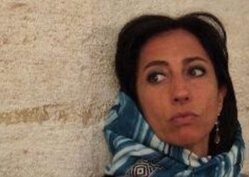 Troupe del Tg3 aggredita in Libano, autista muore d’infarto. Il racconto di Lucia Goracci