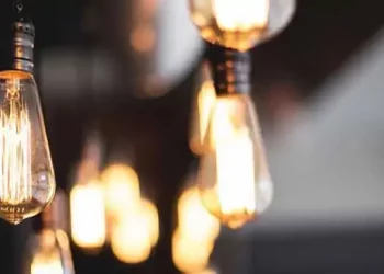 Lavori alla rete elettrica a Cagliari: “In queste vie non prendete l’ascensore”