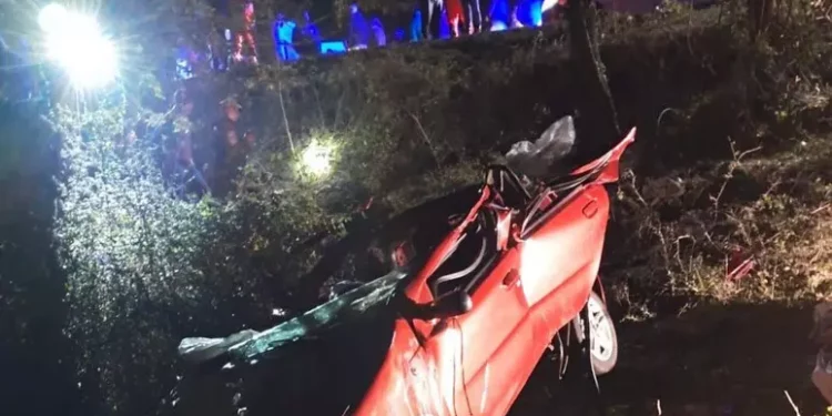 Tragedia nella notte a Fonni, auto fuori strada:  morti 4 giovanissimi