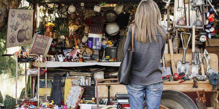 Quartu, in piazza IV Novembre nasce il mercatino: la prima domenica del mese artigianato e hobbisti