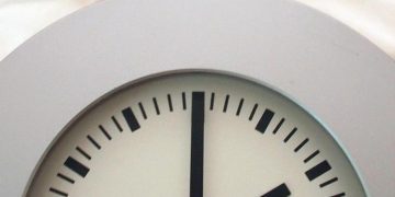In vigore l’ora solare fino a marzo