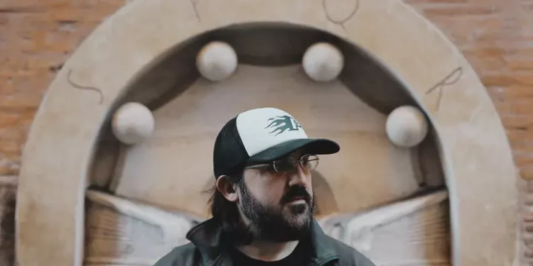 Piotta omaggia Tenco, “è la miglior risposta al Club”