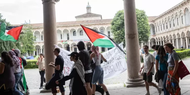 Giovani palestinesi, ‘7 ottobre torna intifada studentesca’