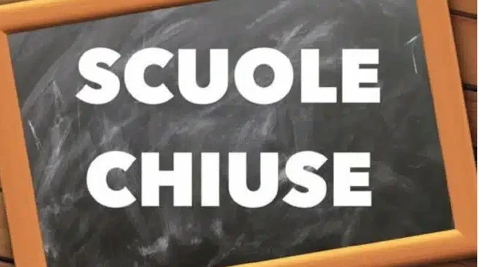 Nuoro, ordinanza chiusura delle scuole in alcuni quartieri