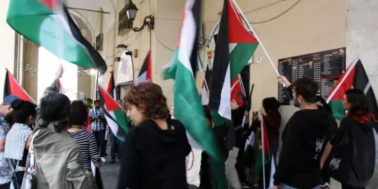 Studenti in piazza a Sassari pro Palestina