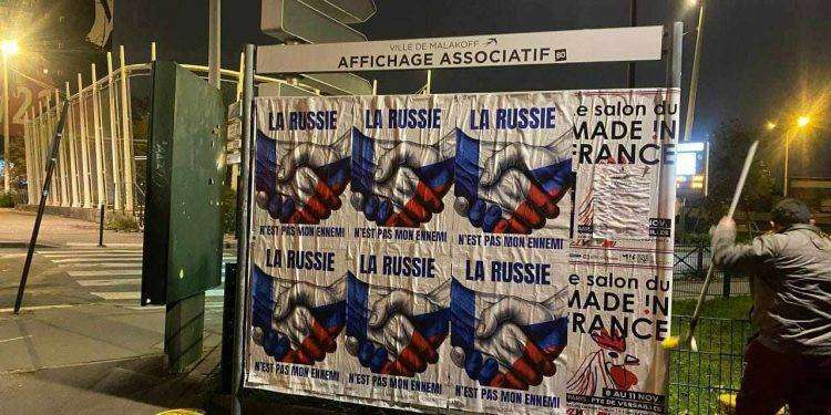 Anche a Parigi la campagna “La Russia non è mia nemica”