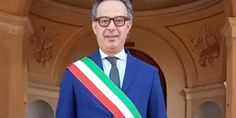 Arrestato il sindaco di Vigevano per corruzione. Salvini: “Una persona onesta”