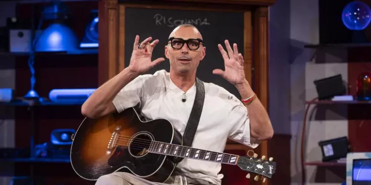 Dati rubati: Alex Britti a pm, ‘grave che mi abbiano pedinato’