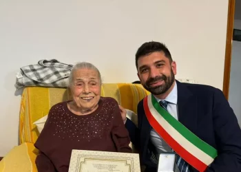 Cagliari omaggia Francesca Vardeu per i suoi 101 anni