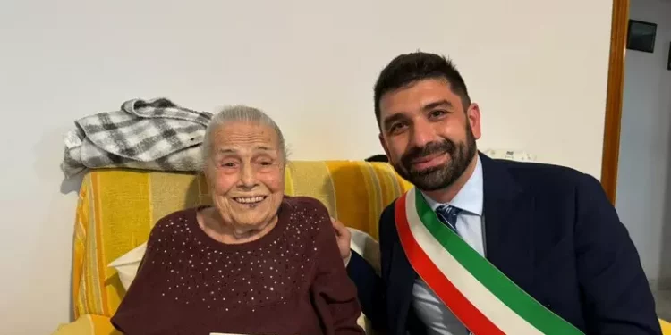 Cagliari omaggia Francesca Vardeu per i suoi 101 anni