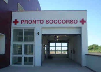 Fuori strada con l’auto a Oristano, muore un uomo di 69 anni